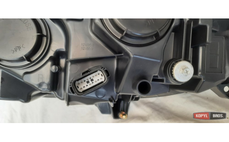 Фары передние Ford Mondeo MK5 2012-2017