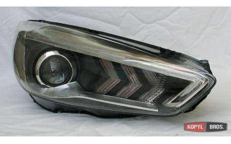 Фары передние Ford Focus MK3 2015-2018