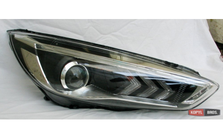 Фары передние Ford Focus MK3 2015-2018