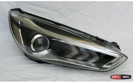 Фары передние Ford Focus MK3 2015-2018