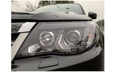 Фары передние Subaru Forester 2008-2012