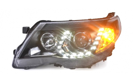 Фары передние Subaru Forester 2008-2012