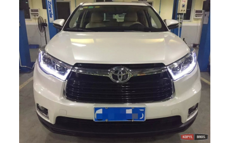Фары передние Toyota Highlander 2014-2017