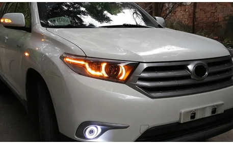 Фары передние Toyota Highlander