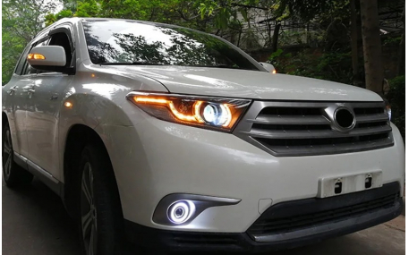 Фары передние Toyota Highlander