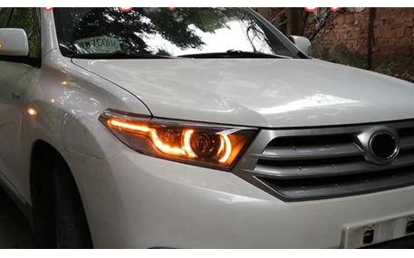 Фары передние Toyota Highlander