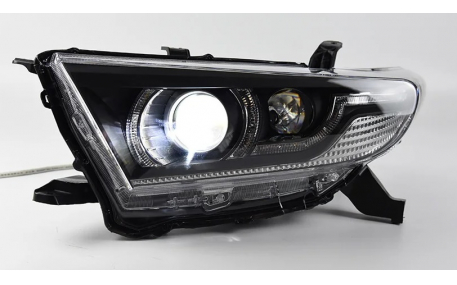 Фары передние Toyota Highlander