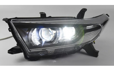 Фары передние Toyota Highlander