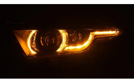 Фары передние Toyota Highlander