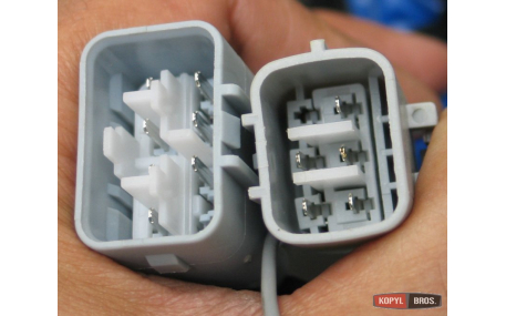 Фары передние Toyota Land Cruiser Prado 150 2018-