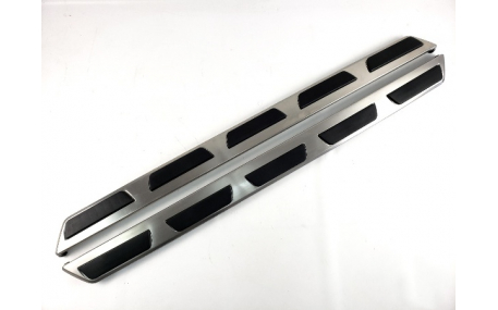 Подножки Audi Q3