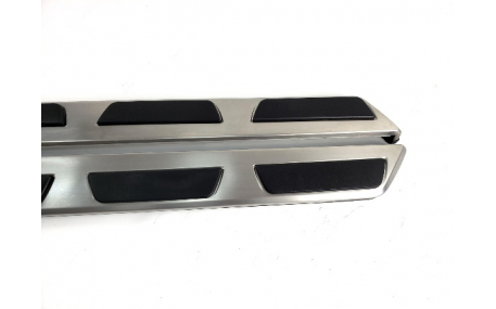 Подножки Audi Q3