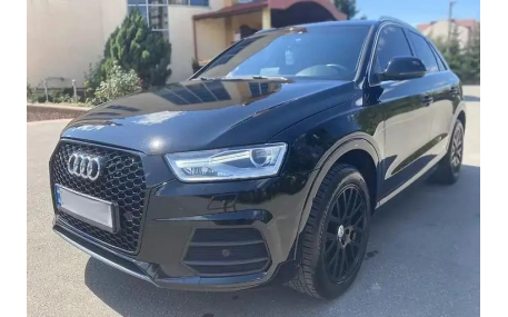 Решетка радиатора Audi Q3 2014-2018