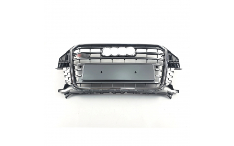 Решетка радиатора Audi Q3 2011-2014