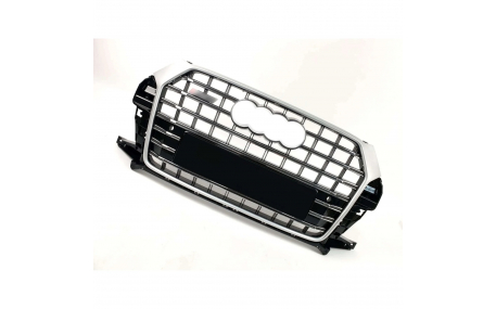 Решетка радиатора Audi Q3 2014-2018