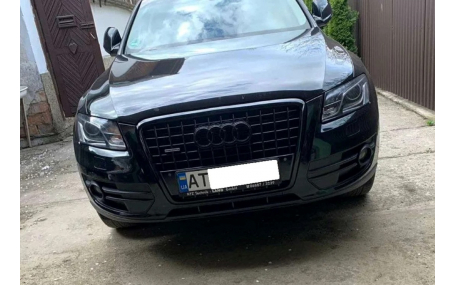 Решетка радиатора Audi Q5 2008-2012