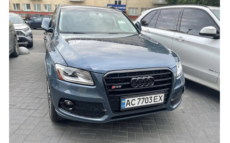 Решетка радиатора Audi Q5 2012-2016
