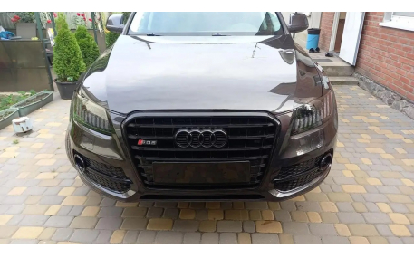 Решетка радиатора Audi Q5 2012-2016