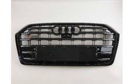 Решетка радиатора Audi Q5 2016-2020