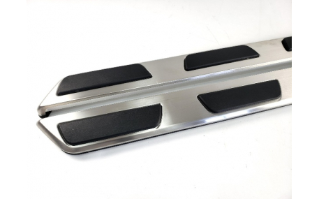 Подножки Audi Q7