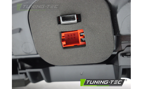 Фонарь задний правый Audi Q5