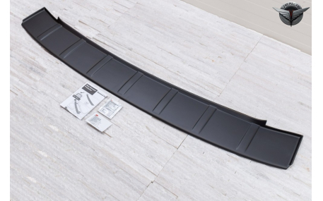 Накладка на задний бампер Ford Kuga MK2