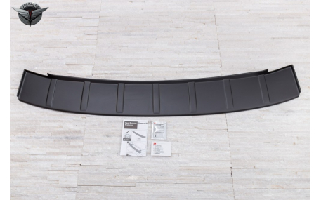 Накладка на задний бампер Ford Kuga MK2