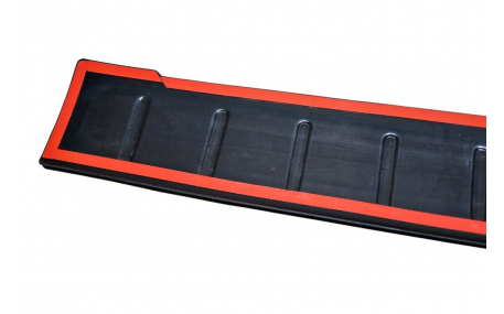 Накладка на задний бампер Opel Vivaro