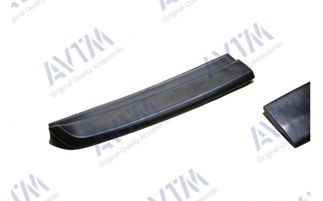 Спойлер Opel Vivaro