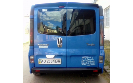 Накладка задняя Opel Vivaro
