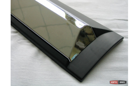 Молдинги дверей Toyota Hilux