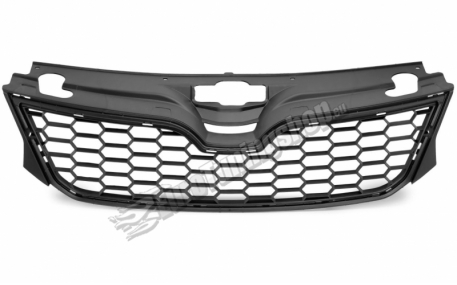 Решетка радиатора Skoda Rapid