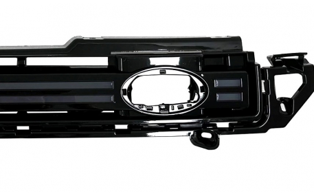 Решетка радиатора Land Rover Defender L663