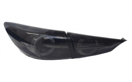 Фонари задние Mazda 3