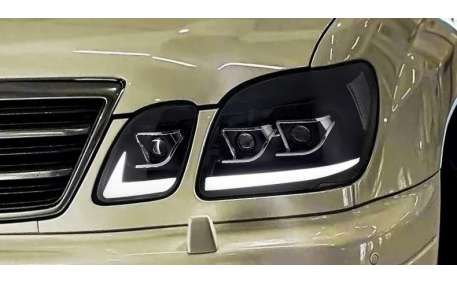 Фары передние Lexus LX470