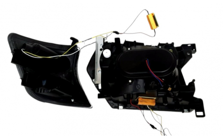 Фары передние Nissan Patrol Y61 1997-2003