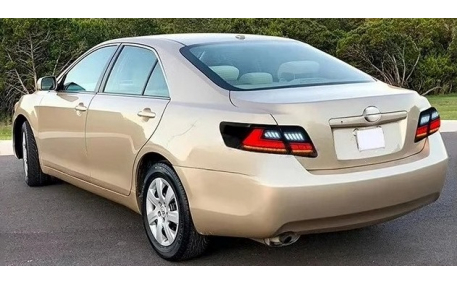 Фонари задние Toyota Camry V40