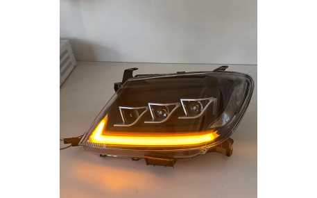 Фары передние Toyota Hilux 2005-2011