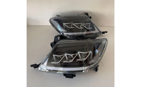 Фары передние Toyota Hilux 2005-2011