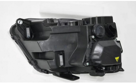 Фары передние Volkswagen Amarok