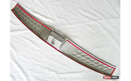 Накладка на задний бампер Toyota C-HR