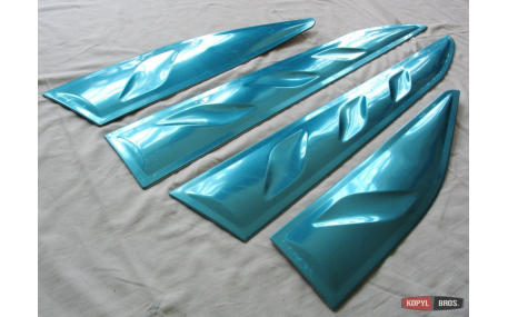 Молдинги дверей Toyota C-HR