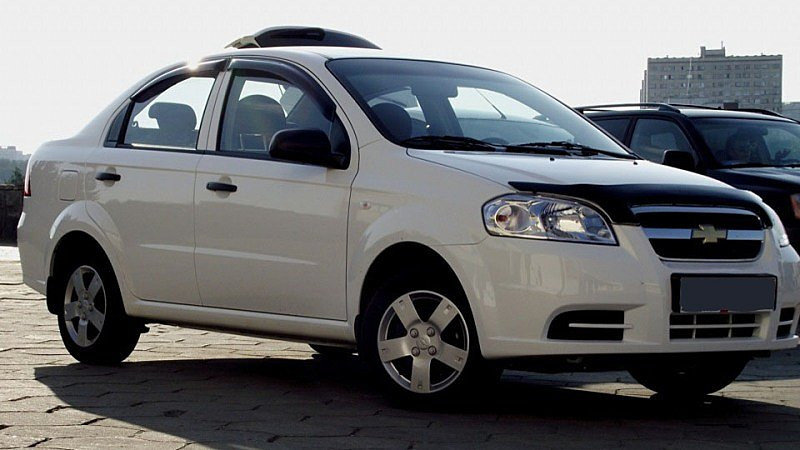 Купить Дефлектор капота Chevrolet Aveo T250 в Украине