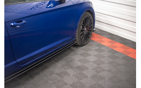 Накладки на пороги Seat Leon