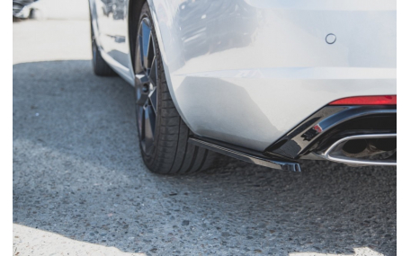 Накладка задняя Skoda Octavia A7 RS