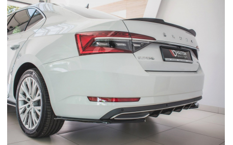 Накладка задняя Skoda Superb 2019-2023