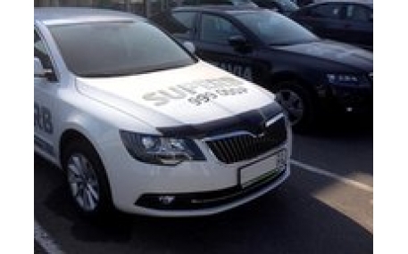 Дефлектор капота Skoda Superb