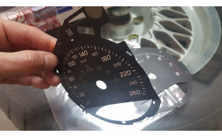 Шкалы приборов Mercedes