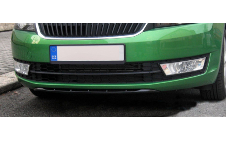 Накладка передняя Skoda Rapid