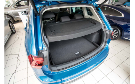 Шторка багажника Volkswagen Tiguan